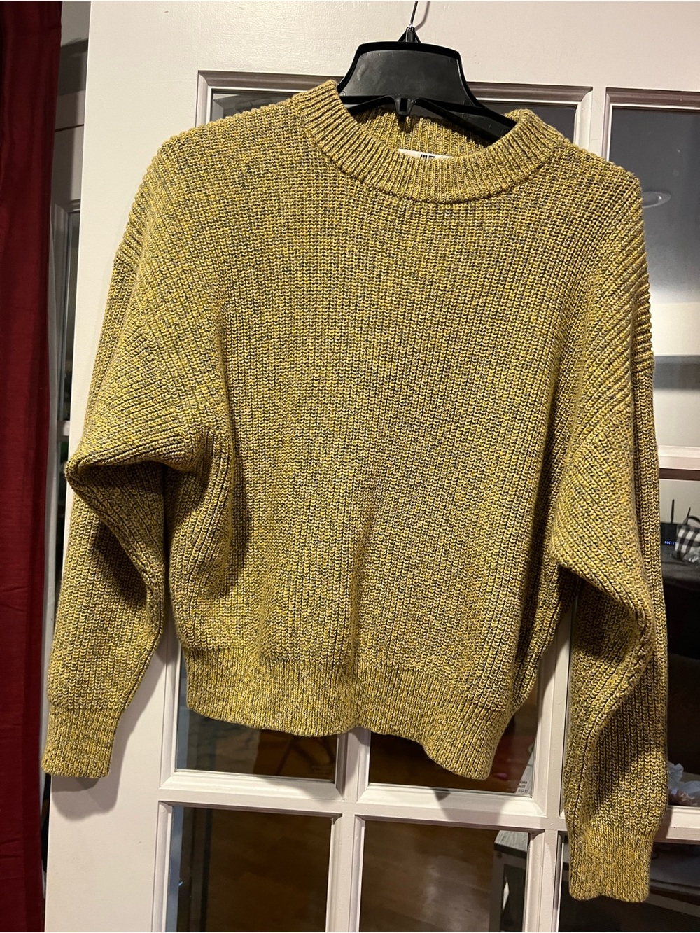 Uniqlo Olive Mix Crewneck Sweater - Heathered Olive Green